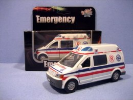 Auto Ambulans PL dźwięk w pudełku HKG003P HIPO